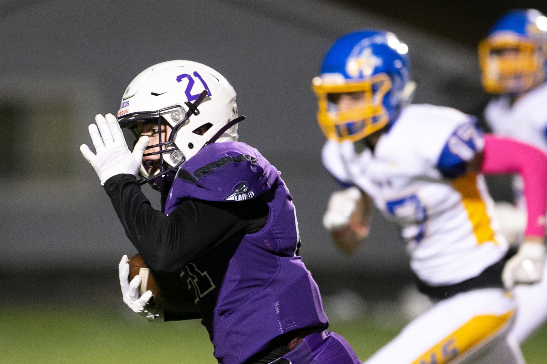 Laurel Locomotives host Lewistown